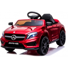 Mercedes GLA45 Višňový lak, koža EVA