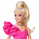 Barbie Deluxe Style Modelka v růžových šatech s volánem JJN73